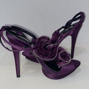 Report signature heel shoe dressy leather